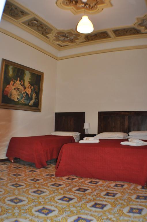 Amico Hotel